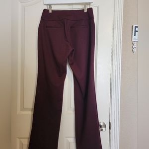 New womens dress pants. Burgundy. S